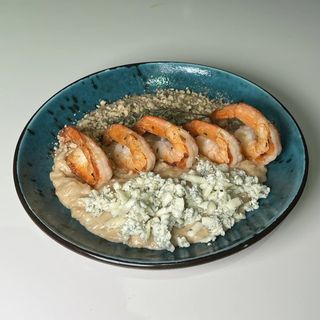 Ризото з тигровими креветками та сиром Дор Блу (350г)