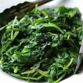 2 porzioni di spinaci freschi 200/230 gr