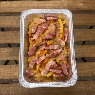 Картопля фрі з сиром та беконом (300г)