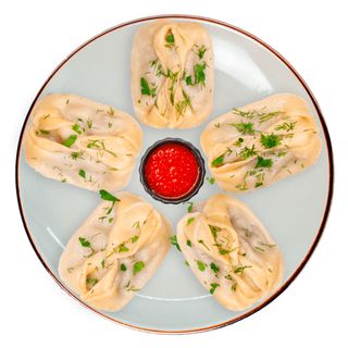 Манти з телятиною та грибами