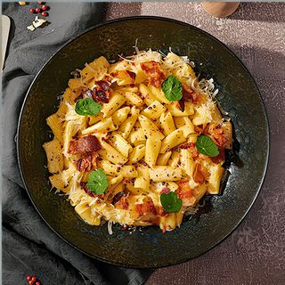 Ригатони Качо е Пепе с трюфел паста и розов пипер и гуанчале (300г)