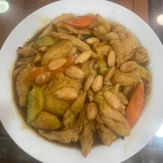 49. Pollo almendras