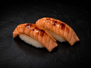 Sake Avocado Fl.Nigiri