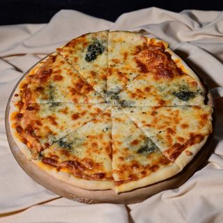 პიცა ოთხი ყველით