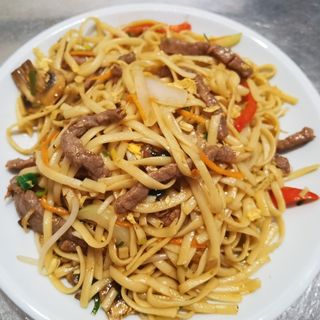 27-Tallarines con Ternera