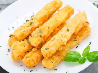 Хрупкави кашкавалени пурички (250г)