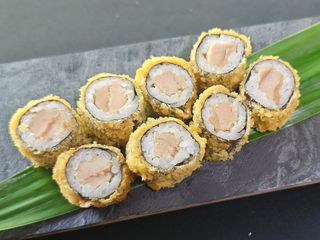 27. Tempura Túne Maki