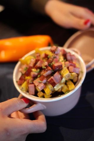 Batatas com Queijo Cheddar e Bacon