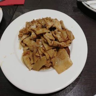 Bambú Y Setas Salteadas