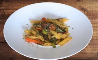 Massa Penne com Vegetais