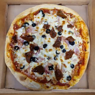 Пица Милано