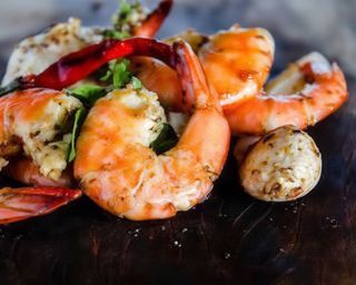 Langostinos lasooni tandoori