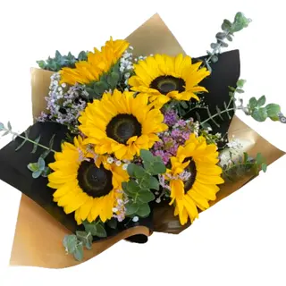 Bouquet com 5 Girassóis