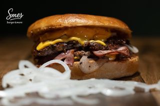 Smeș Burger