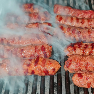 20 mici la gratar de la Ozana