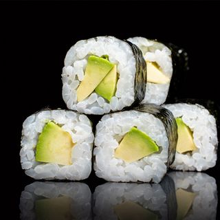 73. Maki Aguacate