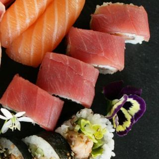 California łosoś z tuńczykiem