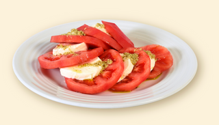 Домати с моцарела