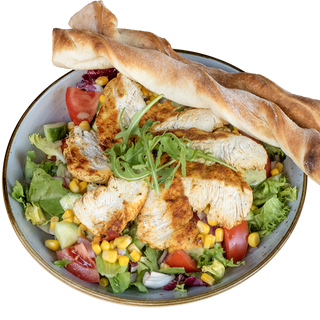 Sałatka z grillowanym kurczakiem