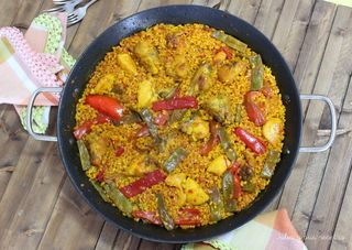 Paella de Pollo Y Conejo