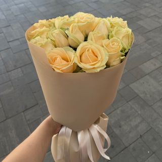 17 троянд Піч Аваланч 