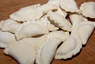 პელმენი სულგუნით (800 გრ)