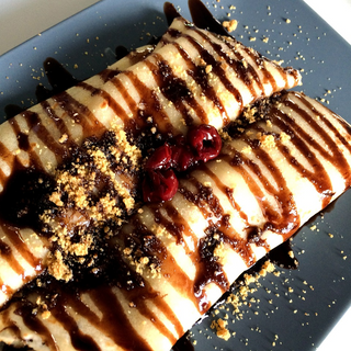 Палачинка с лешников тахан и банан