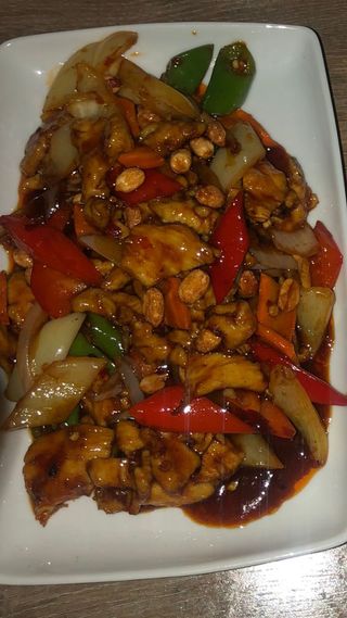 Pui cu alune (dulce-picant)