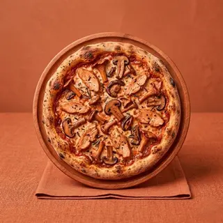 Pollo Funghi Pizza