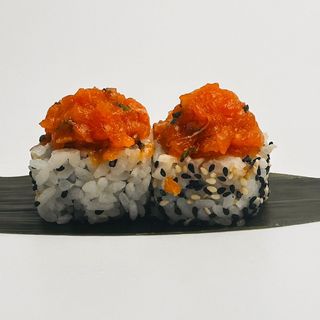 179 - Spicy sake maki
