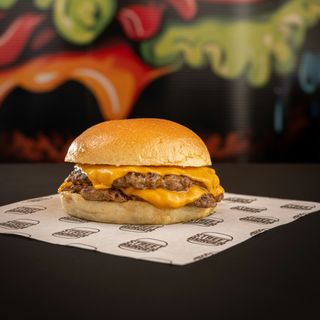 Cheese Burger Con Papas