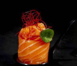 122. Gio spicy salmon