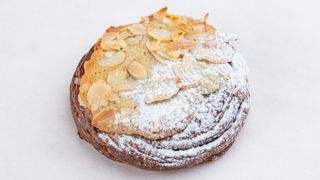 ხვეულა ნუშით