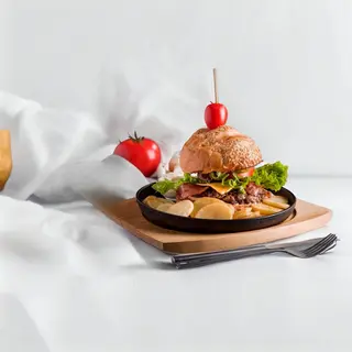 Burger sa slaninom