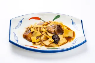 139 Funghi bambù