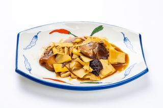 139 Funghi bambù