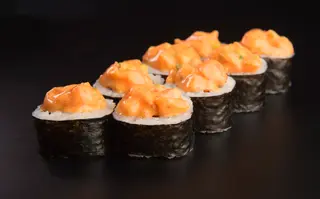 Рол Гострий лосось (20/250г)