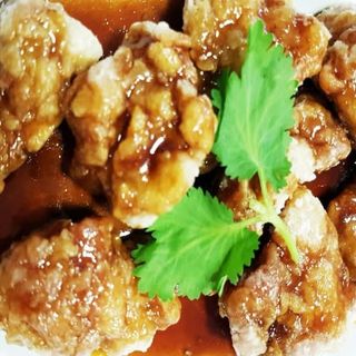 301. Costillas En Salsa Touchi