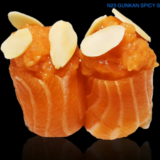 Gunkan spicy salmone