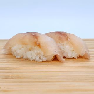 Nigiri de lubina