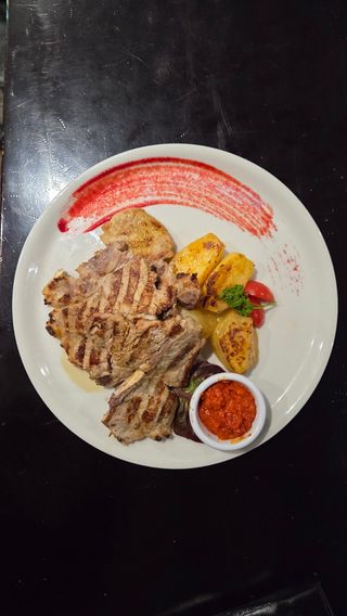 Teleći kotleti sa žara