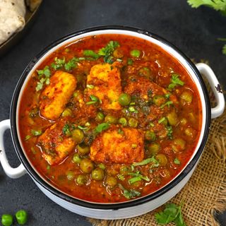 Mattar Paneer