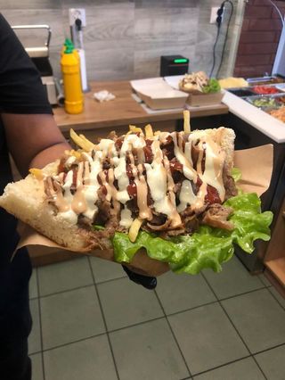 Kebab w bułce King House