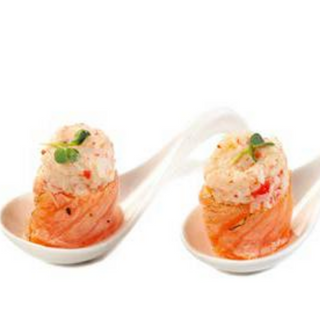 187- Gunkan flameado salmon