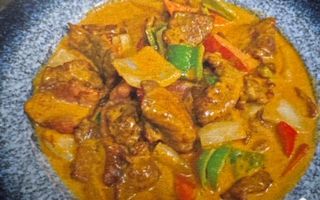 96. Ternera Al Curry Thai