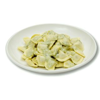 RAVIOLI DE CARNE AL PESTO