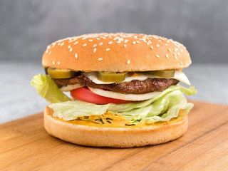 Бургер острый с халапеньо