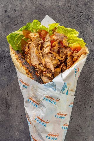 Cheese naan maxi chawarma