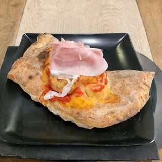 CALZONE AL FORNO