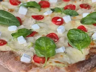 Піца з індичкою (1225g)